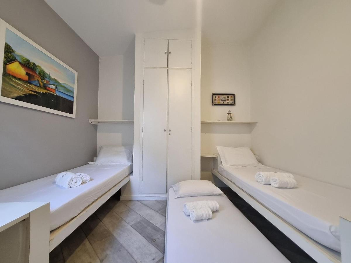 Casas Com Jacuzzi E Churrasqueira A 500 Metros Da Praia Do Pereque Na إلهابيلا المظهر الخارجي الصورة
